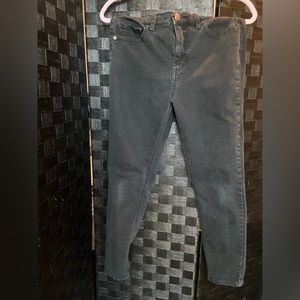 Free People High Rise Black wash skinny Jeans